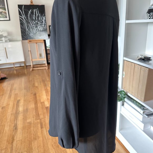 Versatile Black Blouse, Button up or full Length Sleeves - Picture 6 of 7